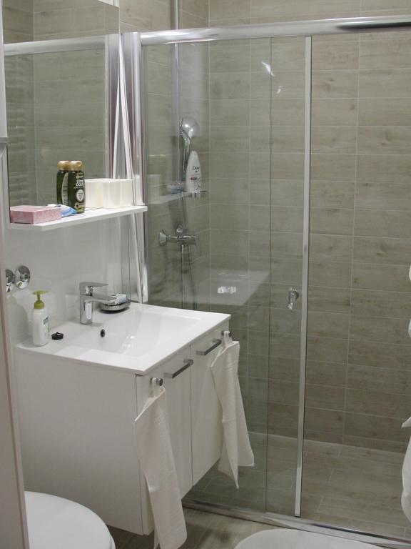 Studio Apartment - Green Door Zagabria Esterno foto