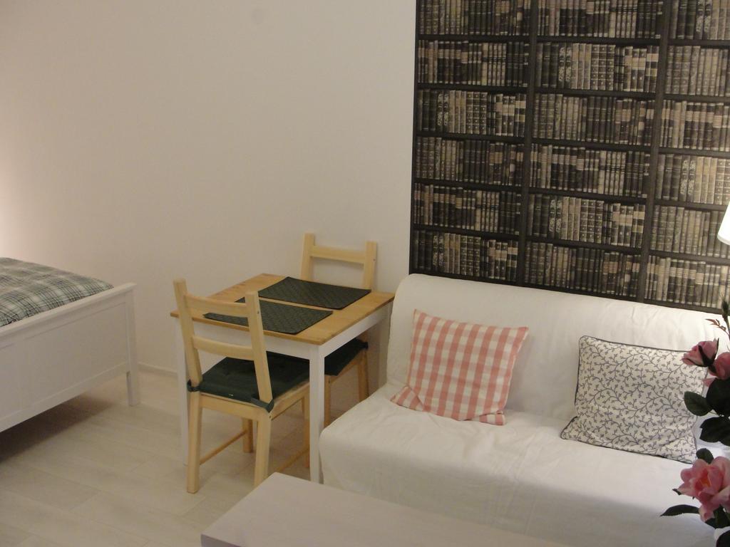 Studio Apartment - Green Door Zagabria Esterno foto