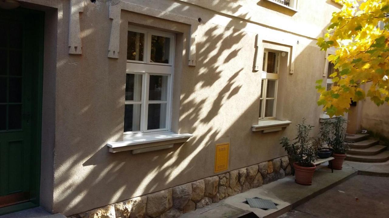 Studio Apartment - Green Door Zagabria Esterno foto